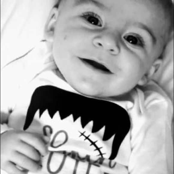 Meet your Posher, Mo_money💋 - Picture 7 of 8